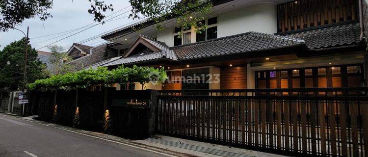 Rumah Mewah Bergaya Eropa Modern Sangat Bagus Tengah Kota Bandung Di Pasirluyu Bandung 1