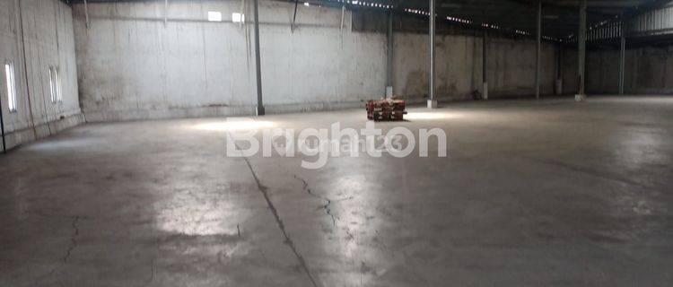 Gudang siap pakai masuk kontainer di tengah kota Bandung di jalan soekarno hatta Bandung 1
