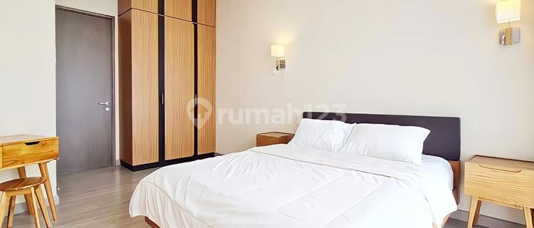 Disewakan Apartemen 1 Park Avenue Tower Royal - High Floor, 177 M², 3+1 BR, Best View 1