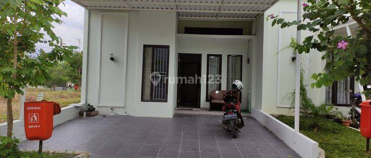 Dijual rumah siap huni semi furnish SHM di Villa Ilhami Plus 1