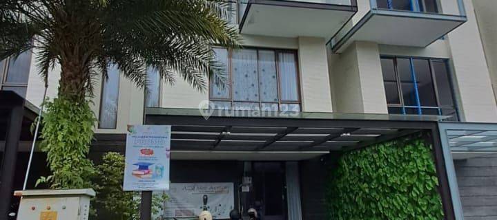 Rumah Mewah Permata Jingga Soekarno Hatta Malang 1