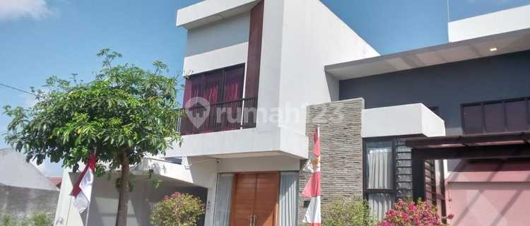 For Sale Fast! Comfortable & Spacious 2-Story House In Kepanjen 1