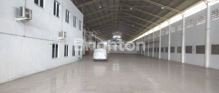 Gudang & kantor 2 Lantai di Ngemplak, Sleman, Daerah Istimewa Yogyakarta 1