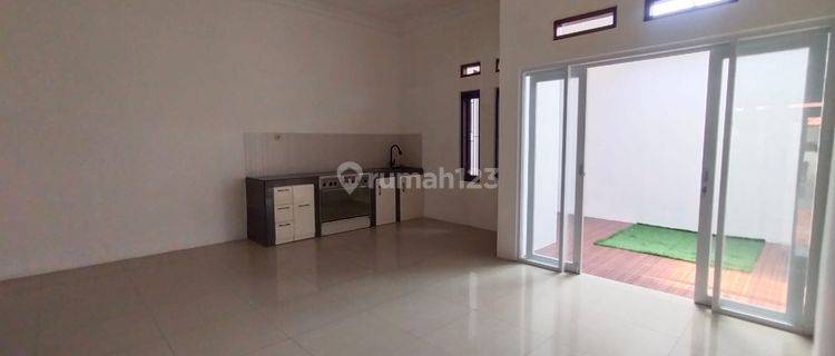 Fresh Banget Siap Huni Rumah Di Komplek Cihanjuang Cimahi Utara 1