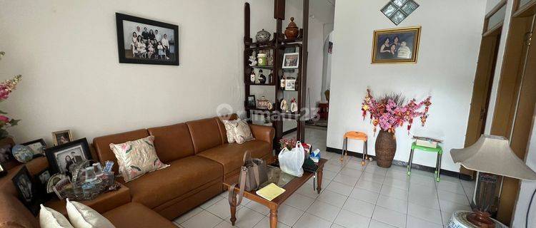 Di Jual Rumah Semi Furnished Siap Huni Di Taman Kopo Indah  1