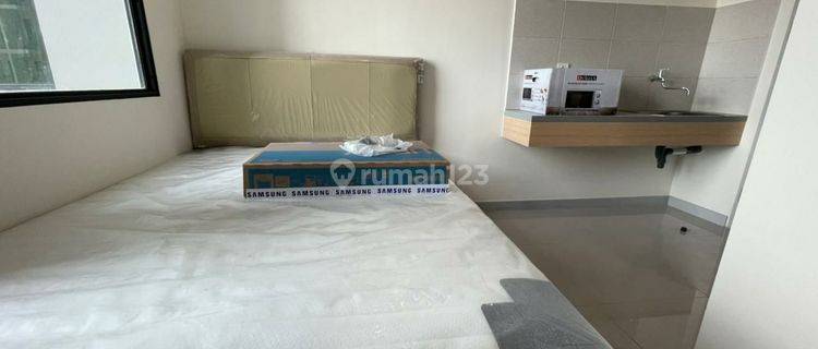 Disewa Apartemen Osaka PIK 2 Studio Semi Furnish Bagus Termurah 1