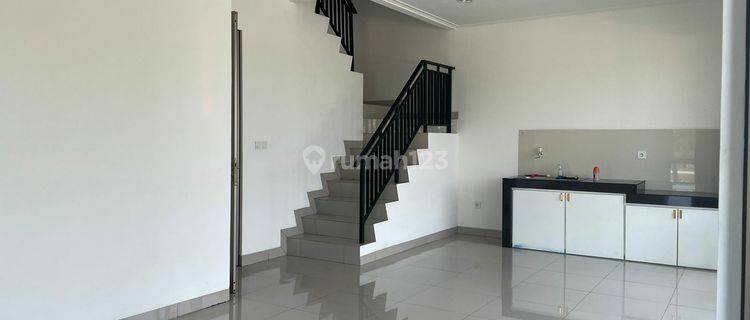 Rumah Hook Pik 2 Kosongan Murah 8x10 Bagus 2 Lantai Tahap 1 1