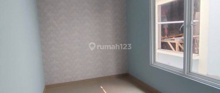 Rumah 2 Lantai Baru Unfurnished SHM Jalan Keadilan Jakarta Pusat 1