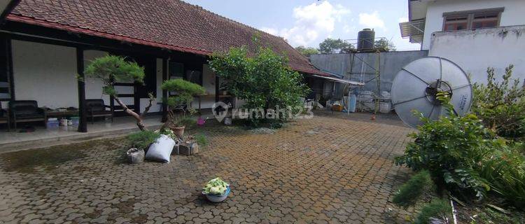 rumah cocok untuk usaha di mainroad lembang kab. bandung barat 1