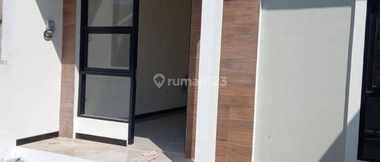 Rumah Siap Huni Lingkungan Nyaman Cluster Lokasi TKI Bandung 1