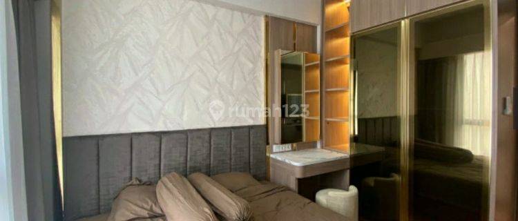 Apartemen Sky House Furnished 1