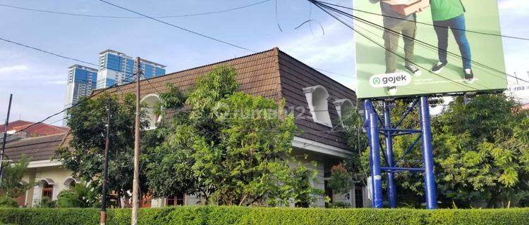 Dijual Rumah Hook Terawat 2 Lantai di Kertajaya Surabaya 1