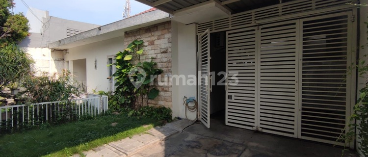 Dijual Rumah Siap Huni Tengah Kota Jalan Asem Surabaya Dekat Tol 1