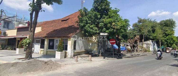 Dijual Cepat Rumah Hitung Tanah di Nol Jalan Rajawali Surabaya 1