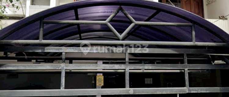 For Sale 2-Storey Boarding House with 10 Rooms in Duri Kepa 1