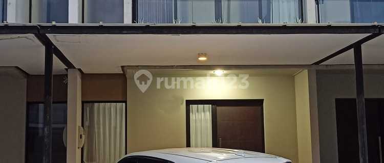 For Sale 2-Story House in Millennial Pik2 1