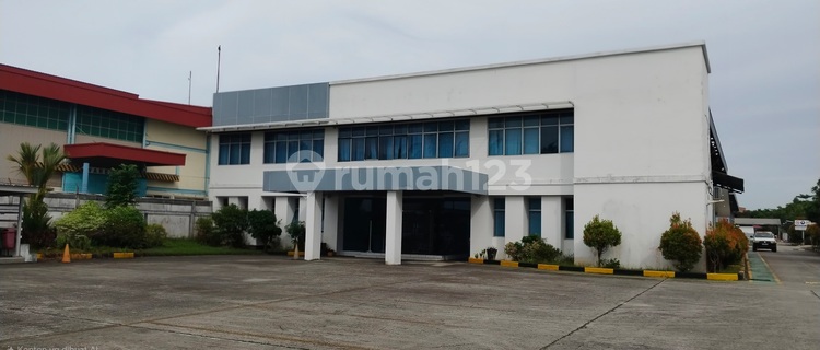Main Office Building on Mulawarman Street Near IKN Toll Gate 1
