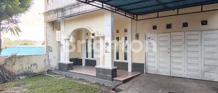 Rumah Balikpapan Kampung Timur 2 Lantai Banyak Kamar 1