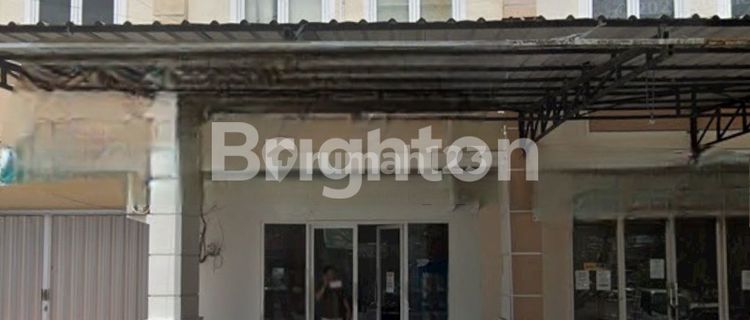 Strategically Located Shop House on the Main Road Near the Police Headquarters and Balikpapan Airport 1