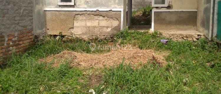 Dijual rumah kondisi rusak hitung tanah murah hanya 125 juta di dalam perumahan darmaga bogor 1