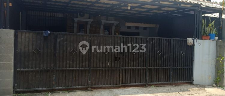 Dijual Rumah di Grand depok city Butuh Renovasi SHM 1