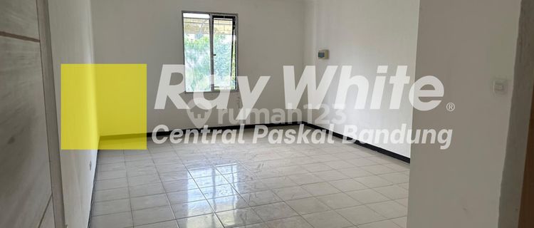 Ruko Terawat Siap Pakai Di Jalan Karapitan Bandung 1