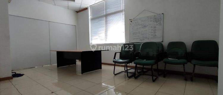 Office Space di Plaza Harmoni jakarta pusat dekat Gajah Mada 1