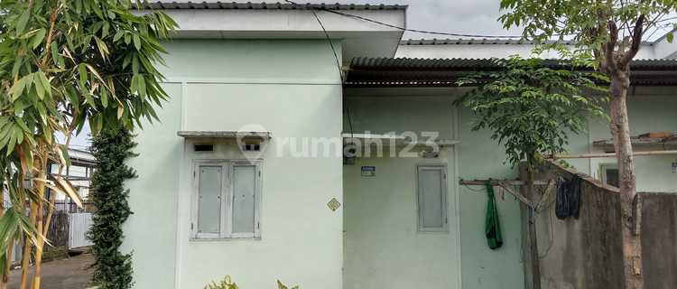 Rumah di Gowa Sekitar Taeng, Barombong, Gowa 1