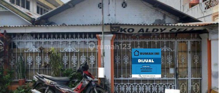Rumah di Makassar Sekitar Jalan Kakatua, Ratulangi

, Makassar 1