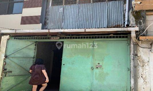 Ruko di Makassar Sekitar Jalan Timor, Jalan Sangir, Jalan Bacan, Makassar 1