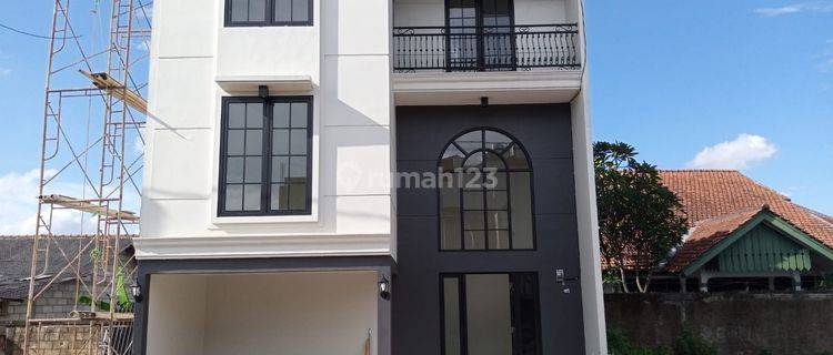 Rumah 2 Lantai SHM Baru di Jl radar auri cibubur  1