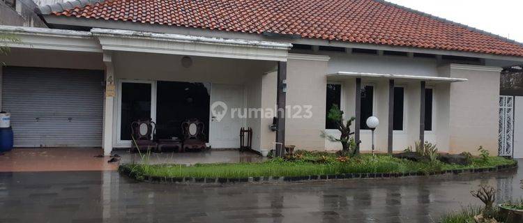 Rumah siap huni di Bukit Sari 1