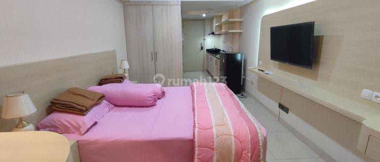 Apartemen Full Furnished Di Simpang Lima 1