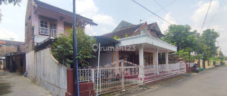 Rumah Bagus SHM di Cangakan, Karanganyar 1