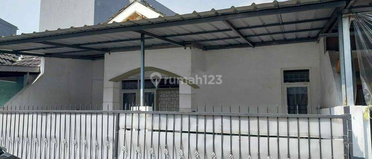 Rumah Minimalis di Permata Kopo Dekat Sentral Sepatu Cibaduyut 1