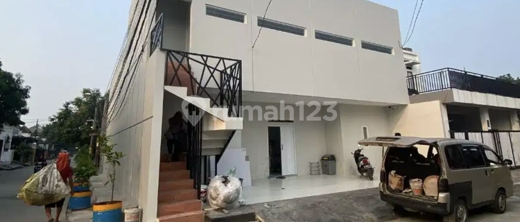 For Sale Profitable Boarding Houses with Full Tenant Occupancy 1