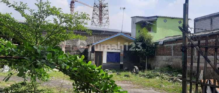 Disewakan tanah di mainroad Soekarno Hatta  1