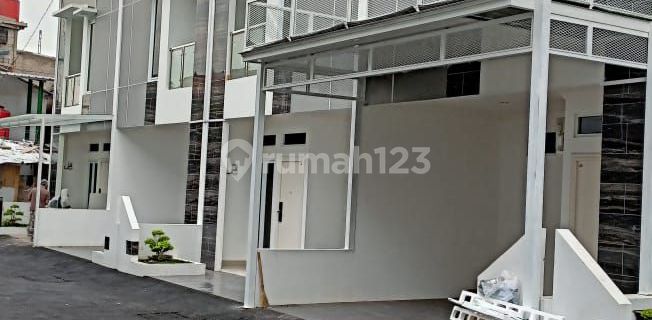 Rumah Minimalis Modern 2 Lt Di Jl Pisangan Baru Selatan Jakarta Timur 1