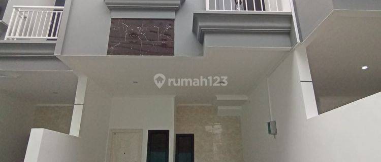 Rumah Mewah Baru Minimalis Modern di Jl Cempaka Putih Tengah Jakarta Pusat 1