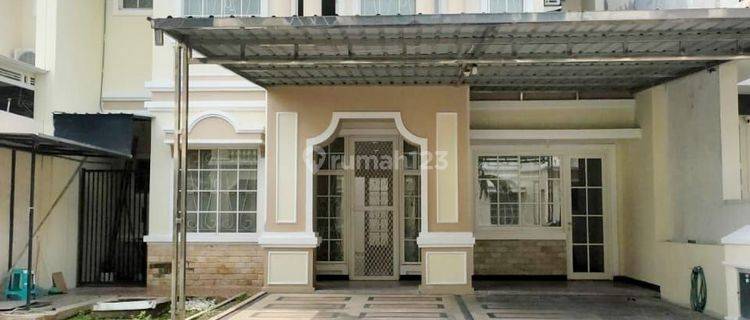 Disewakan Rumah Mewah Bagus Semi Furnished di Pakuwon City, Sby 1