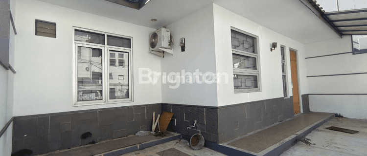 Rumah asri di pusat kota Bandung, sayap Jl Lembong 1