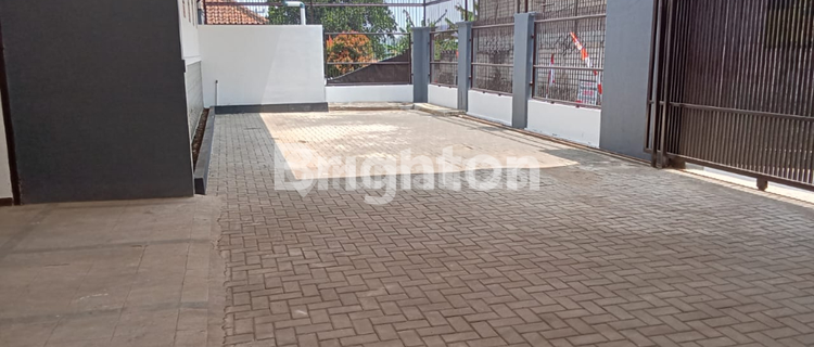 Spacious House With Many Rooms in Pamagersari Sumedang, ideal for boarding 1