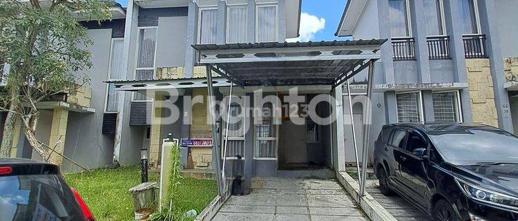 RUMAH MINIMALIS DUA LANTAI DI PERUMAHAN GRAND CITY 1