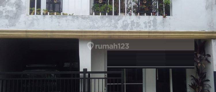 Rumah 2 Lantai Bagus Unfurnished di Pondok Ungu Permai, Bekasi k0685  1