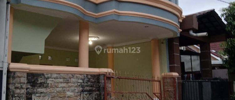 Rumah Kontrakan 2 Lantai Bagus di Taman Harapan Baru, Bekasi B0921  1