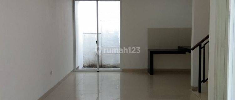 Di Sewakan Rumah Green Lake City Ada Ac  1