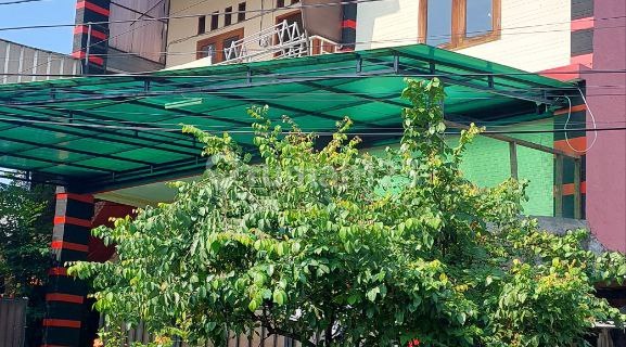 Rumah Induk Dan Kost Kampus Uhamka 1