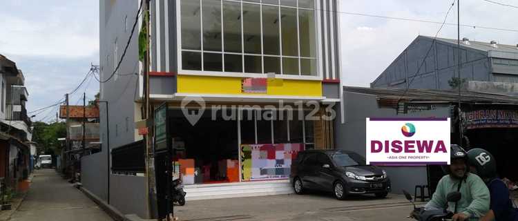 For Rent: 2½-Storey Shop House in Jatiasih, Jatirasa, South Bekasi 1