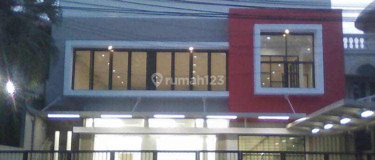 Ruko Di Jalan Utama Cibubur, Sangat Dekat Deengan Pusat Perbelanjaan 1