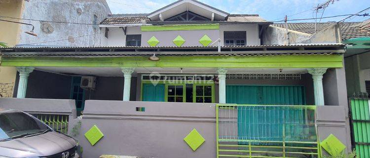 Disewakan Rumah Butuh Minim Renovasi SHM di Tanah Mas 1